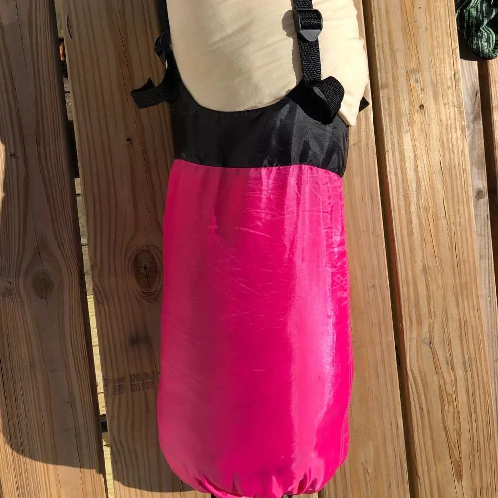 - Girls Pink Camo Sleeping Bag! EUC!